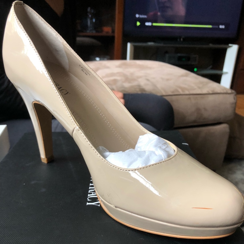 Nude heels Ellen Tracy